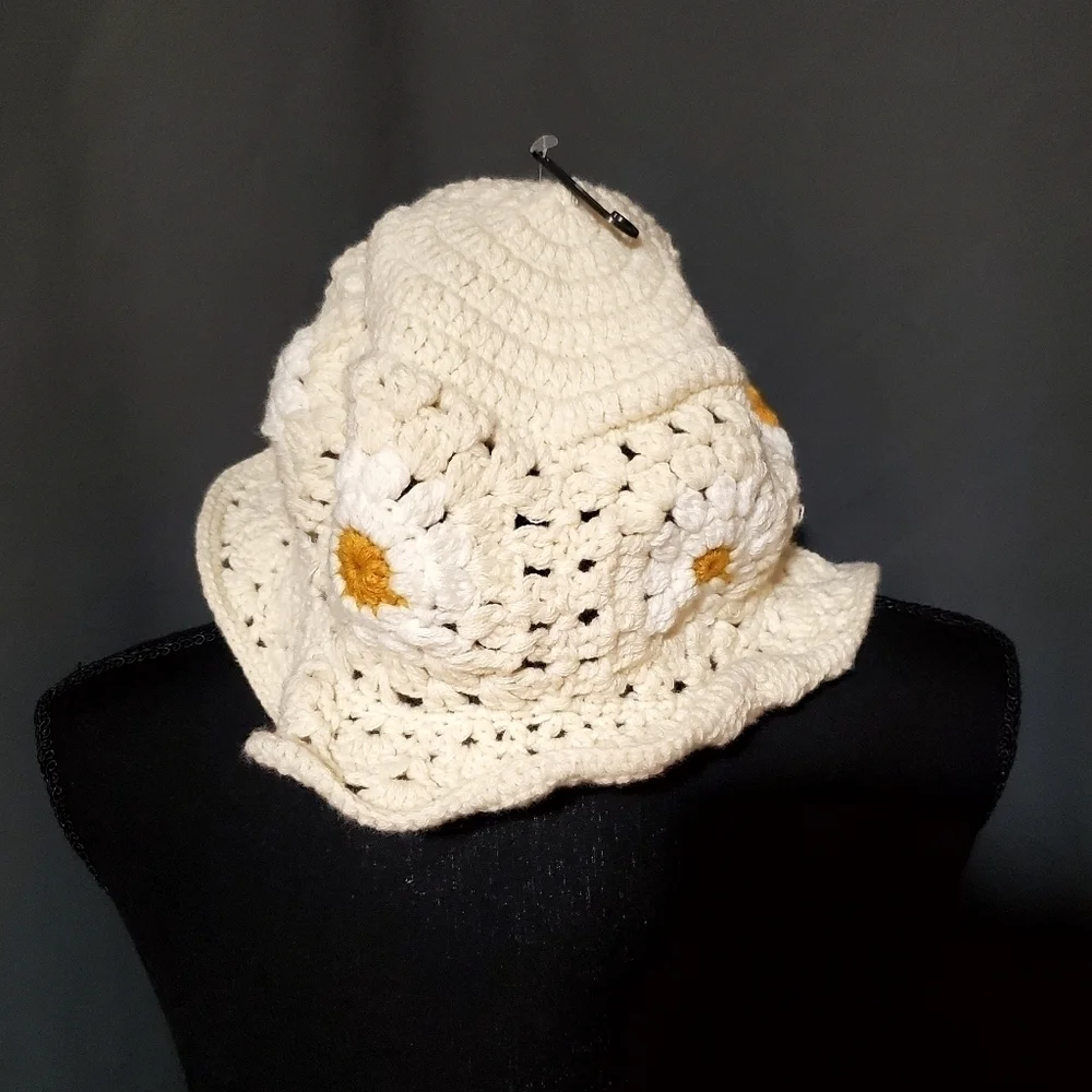 Haute Hippie Crochet Daisy Knit Hat O/S NWT